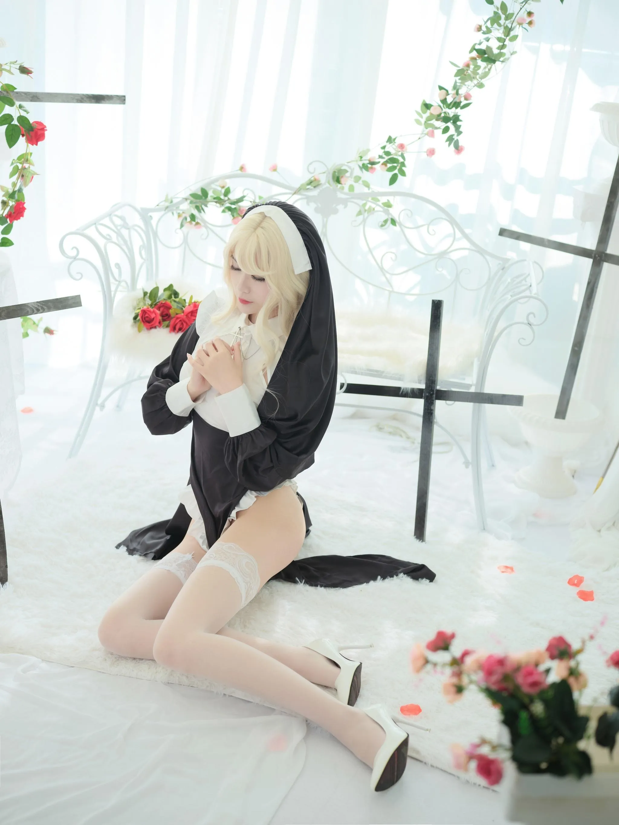 一米八的大梨子 – NO.014 修女 [36P]插图6